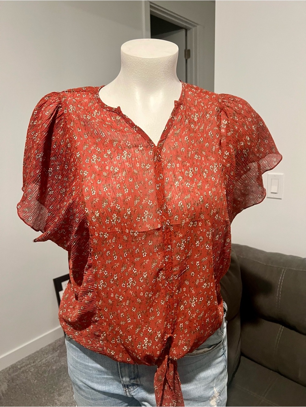 Daytrip Rust Floral Tie-Front Flutter Sleeve Blouse